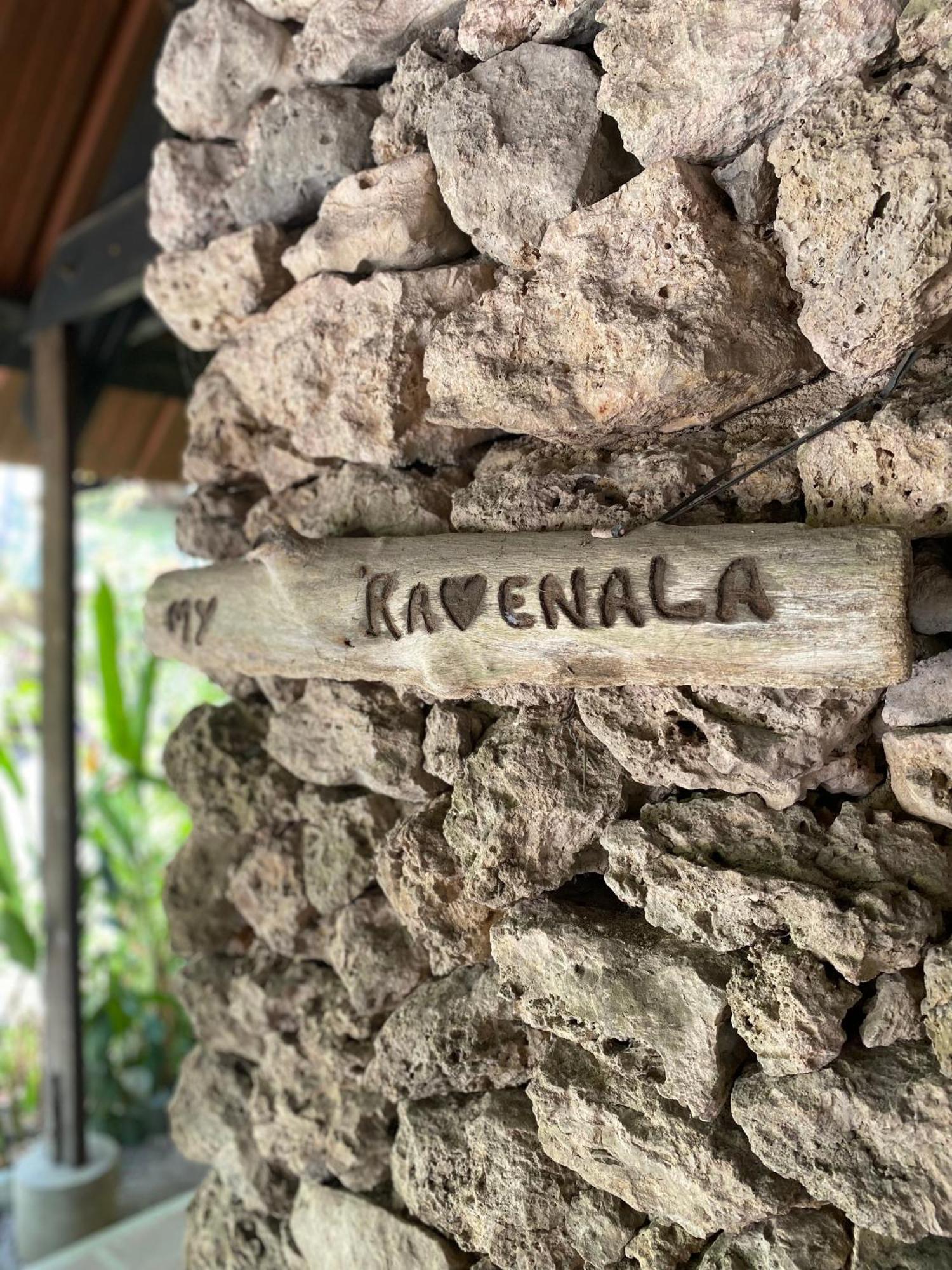 Ravenala Beach Bungalows Moalboal Exteriör bild